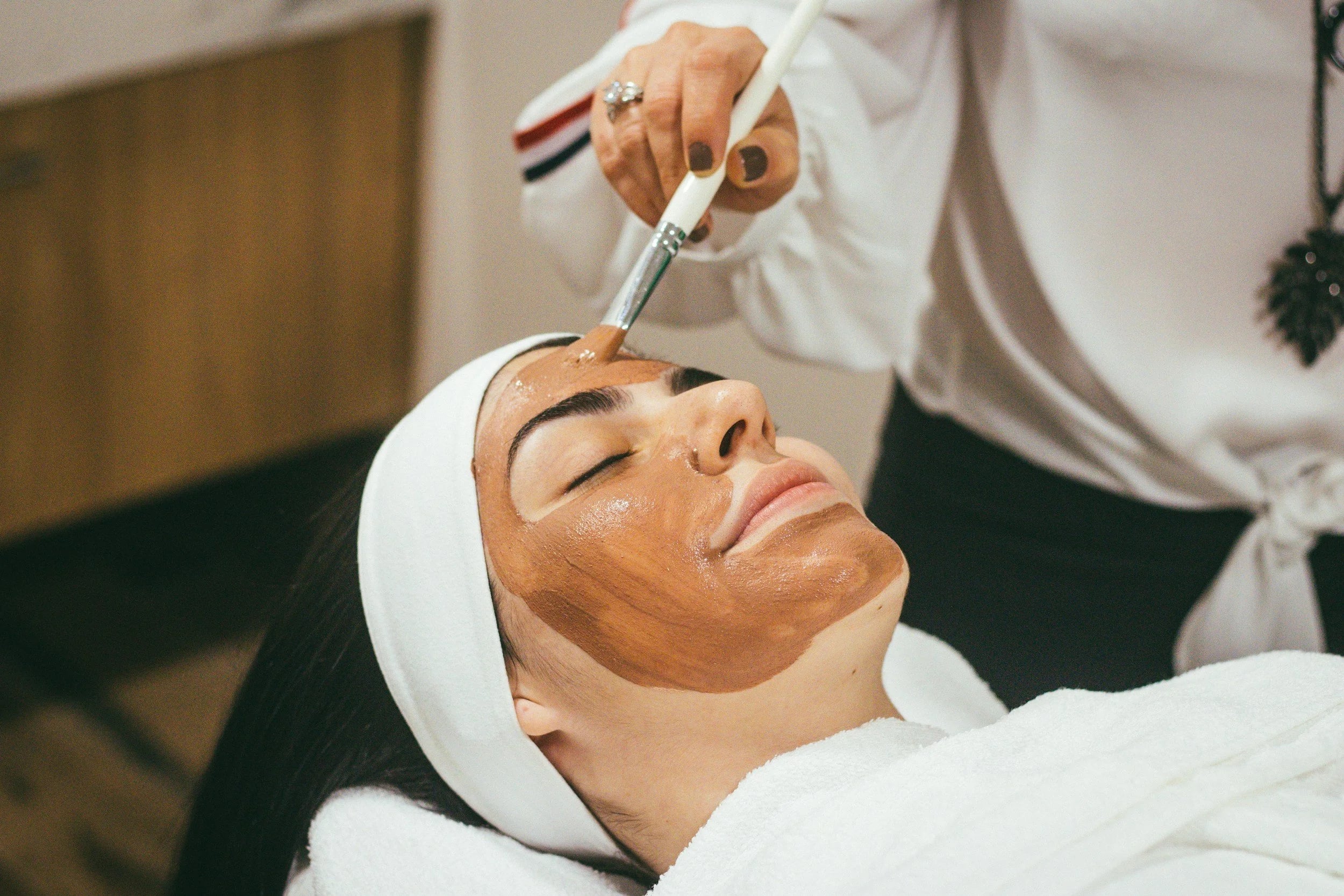 Chemical Peels in Renton, WA for Acne, Melasma, and Texture - Rani Beauty Clinic